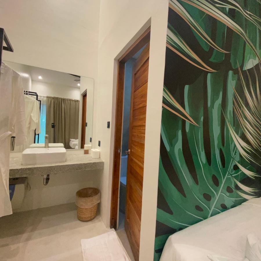 Hotel Bahandi General Luna (Surigao del Norte)