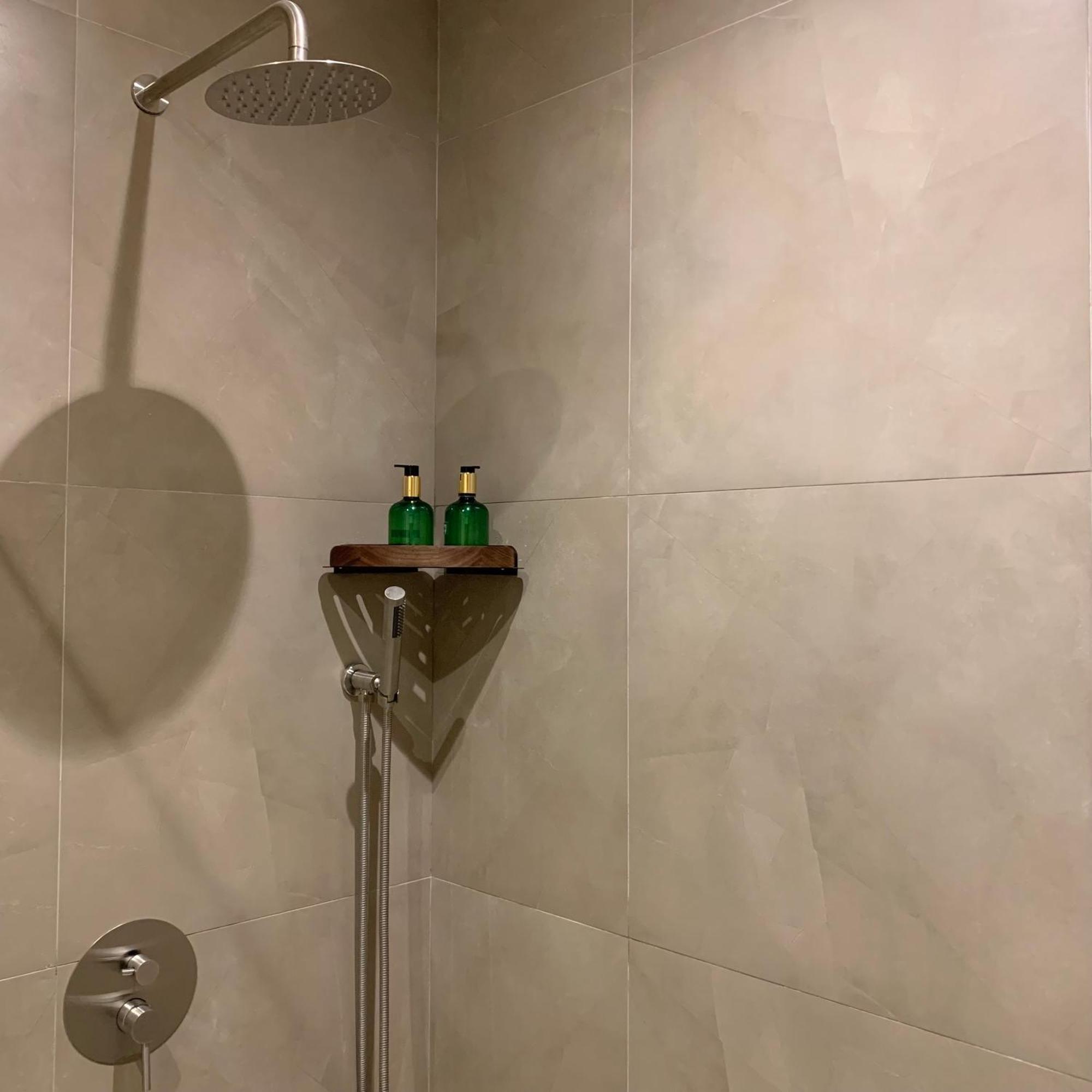 Bahandi Hotel