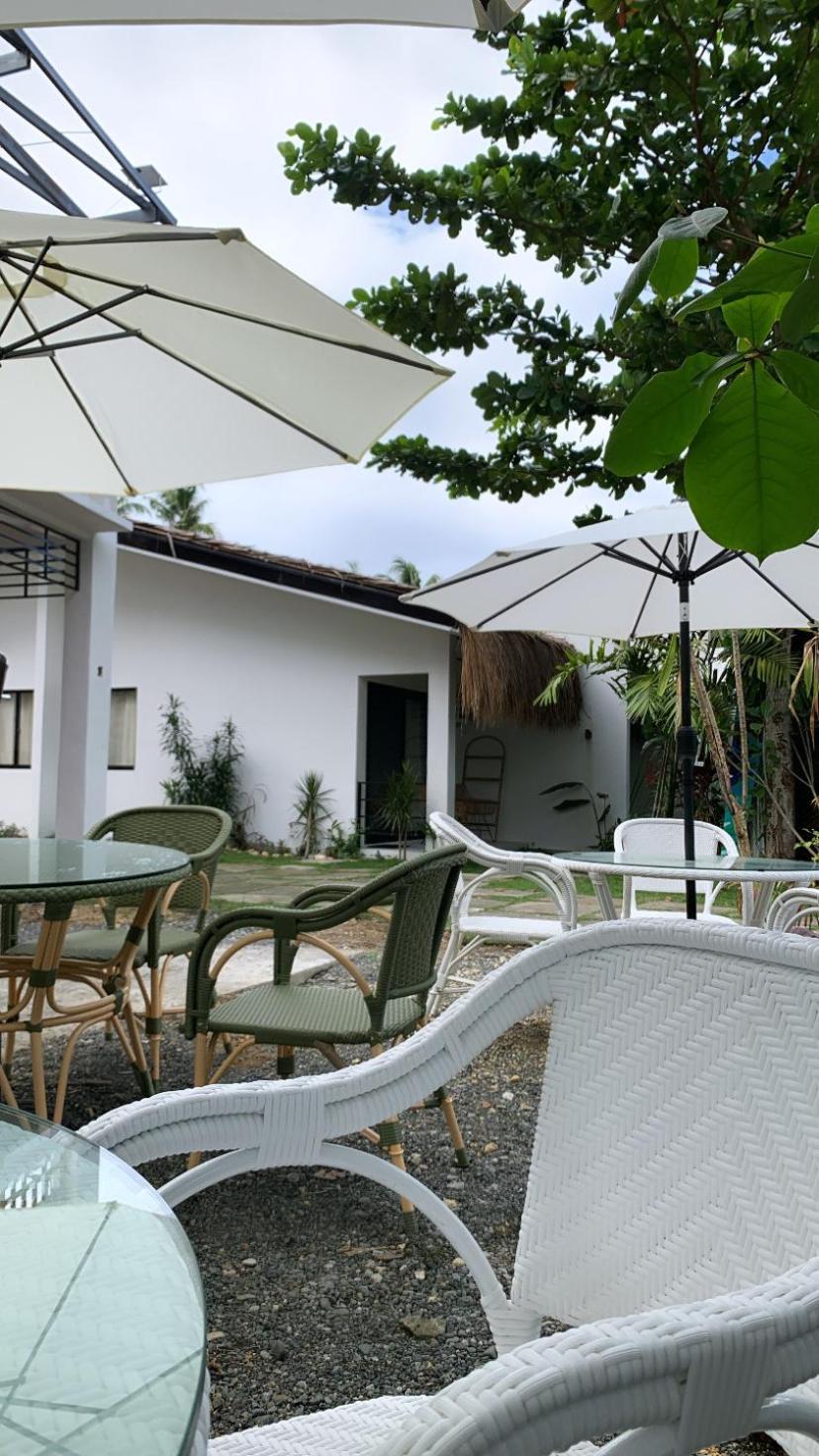 Hotel Bahandi General Luna (Surigao del Norte)