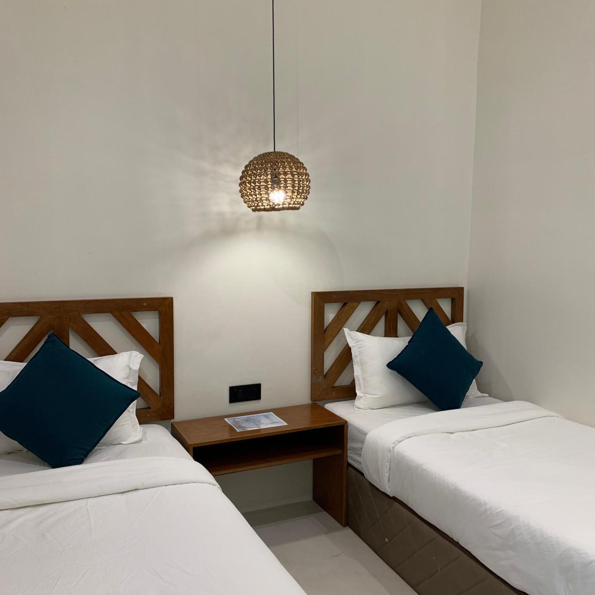 Hotel Bahandi *