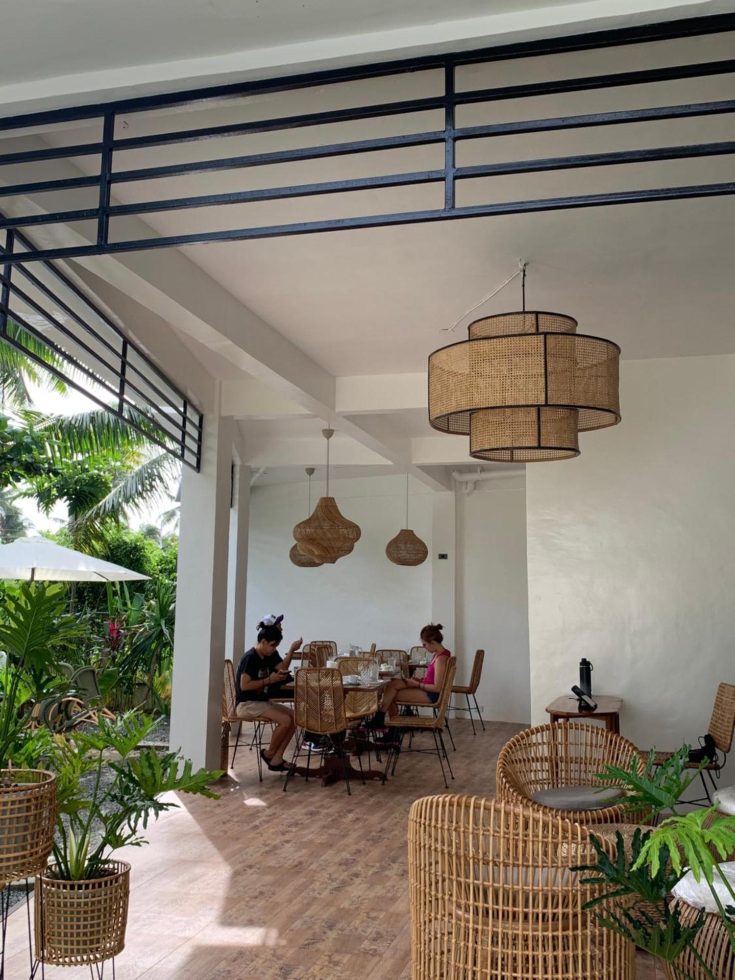 Hotel Bahandi General Luna (Surigao del Norte)
